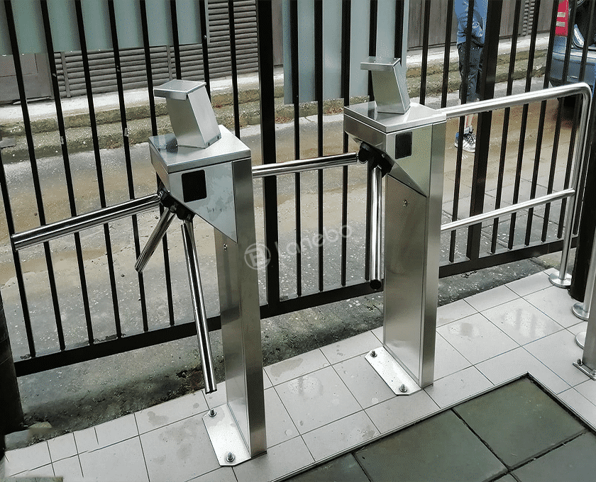 Tripod turnstile